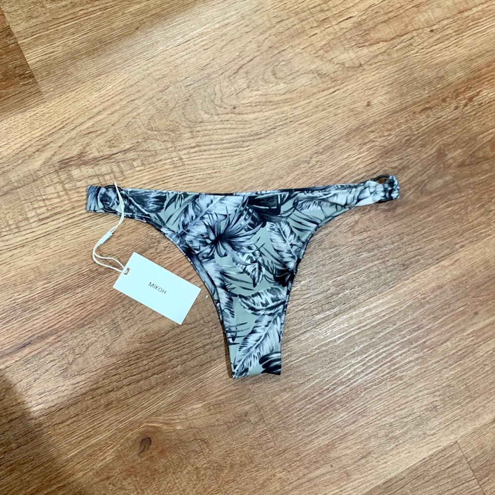 NWT Mikoh Nori Bottoms